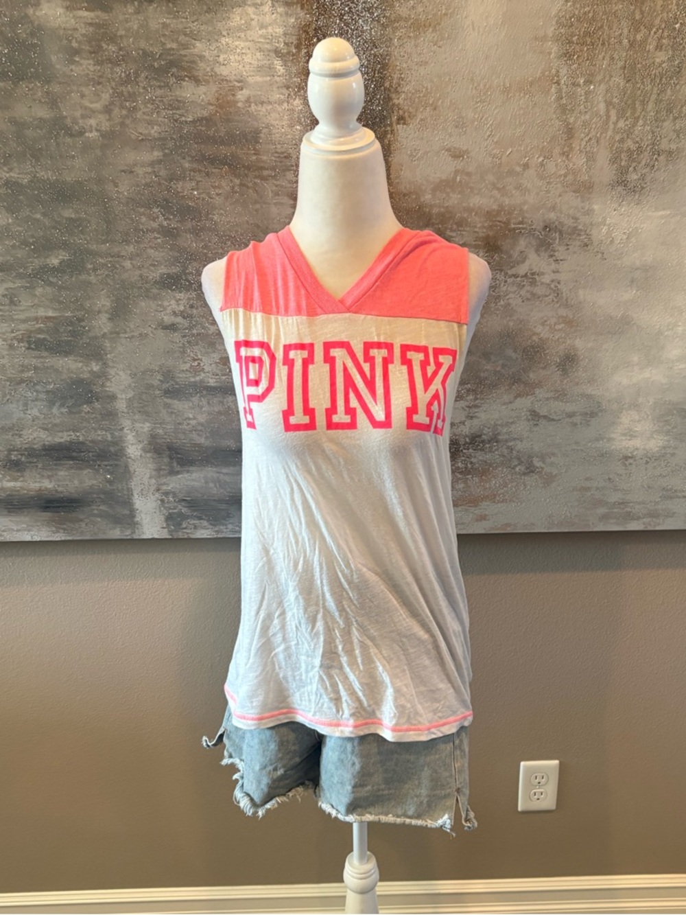 Women’s Victoria’s Secret Pink Graphic Tank Top